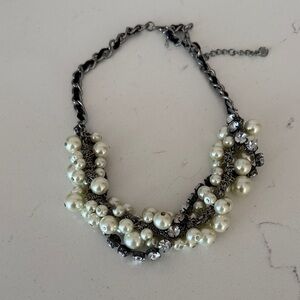 Elegant Pearl and Silver Necklace